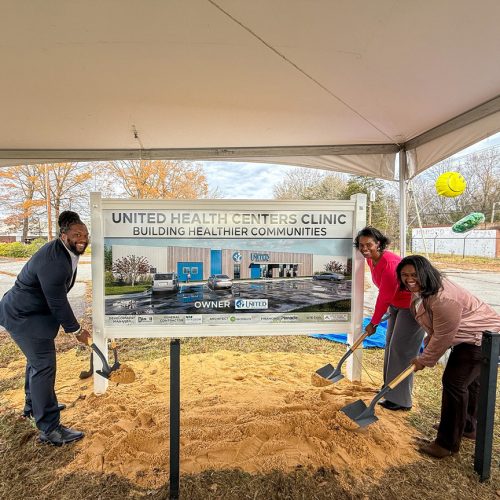 groundbreadking-uhc-02